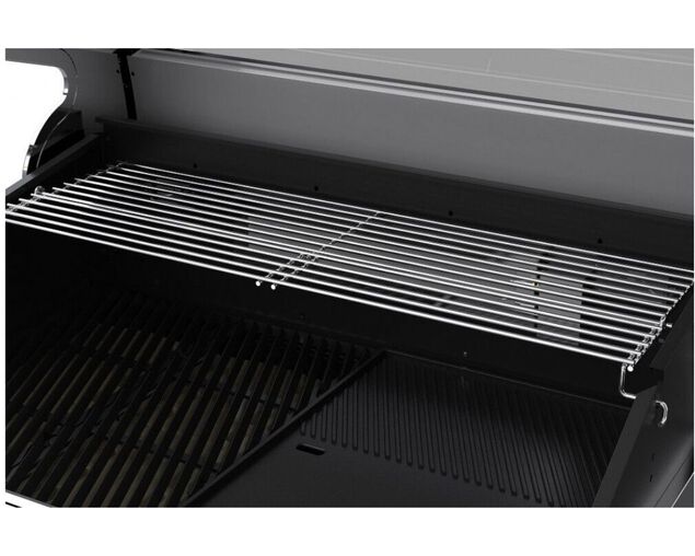Deluxe Beefmaster 4 Burner BBQ On Deluxe Cart With Cast Iron Side Burner
